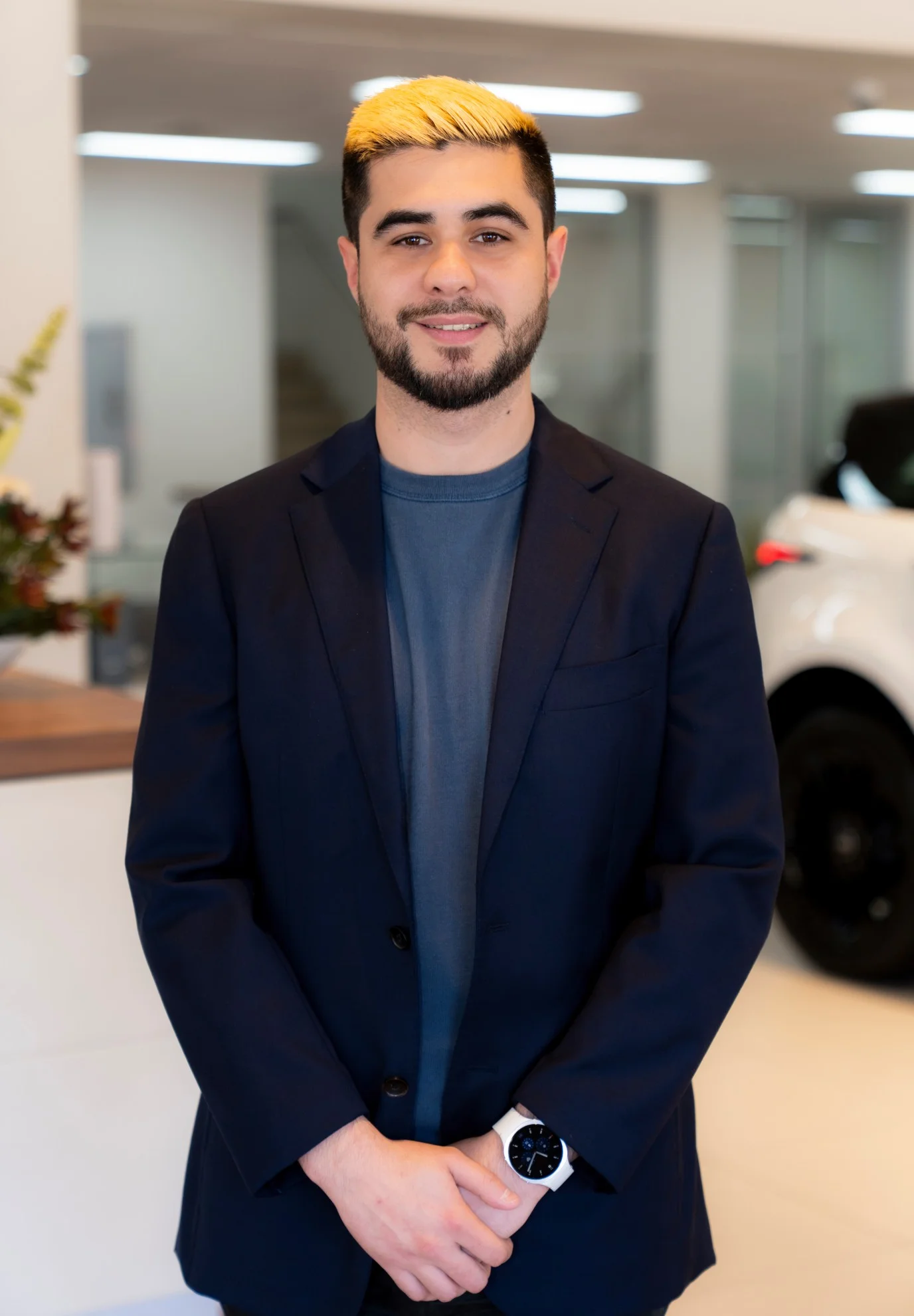 ISSA NADER SALES CONSULTANT LR