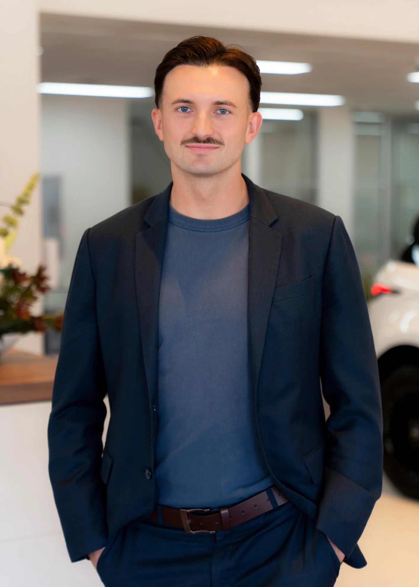 JOE POPPLE - SALES CONSULTANT LR